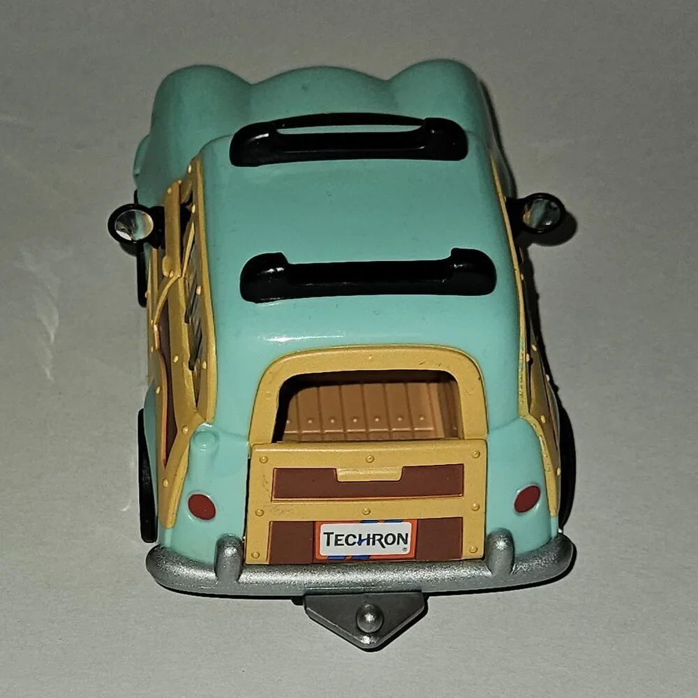 2 Chevron Cars Lot Cary Carrier Blue Truck Cab Trailer Hauler 14 Woody Wagon 16